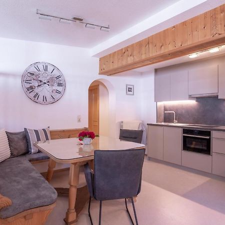 شقة Haus Praxmarer سانكت أنتون ام ارلبرغ المظهر الخارجي الصورة